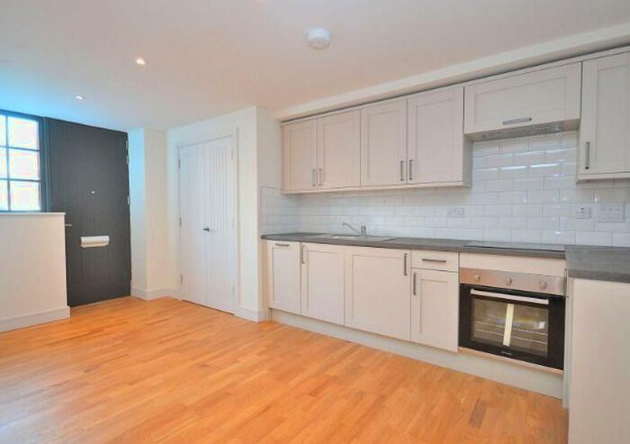 1 Bedroom Flat To Rent In The Barker Building, Northampton, NN5