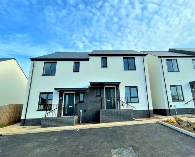 3 Bedroom House To Rent In Little Blight Hay, Tithebarn, Exeter, EX1