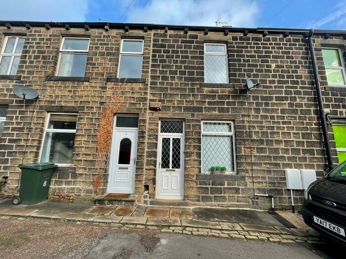 2 Bedroom Terraced House To Rent In James Street, Cross Hills, BD20