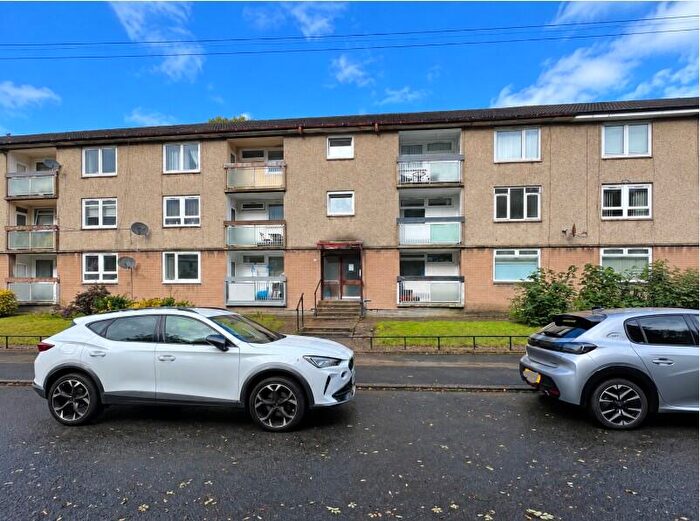 2 Bedroom Flat To Rent In Gogar Place, Riddrie, Glasgow, G33