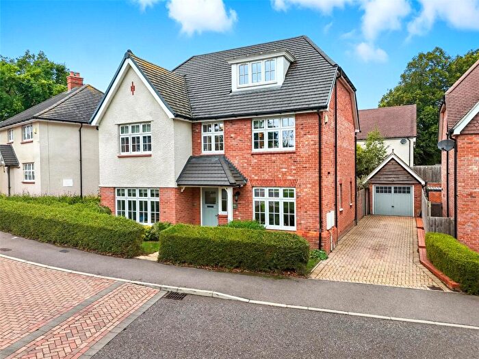 5 Bedroom Detached House For Sale In Hedgerow Grove, Dunmow, Essex, CM6