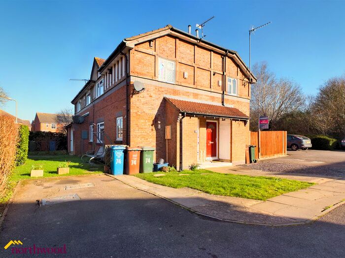 1 Bedroom Terraced House To Rent In Canterbury Close, Banbury, OX16