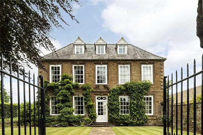 6 Bedroom Detached House For Sale In Horley, Banbury, Oxfordshire, OX15