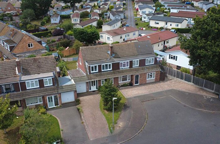 3 Bedroom Semi Detached House For Sale In Fleming Way, Tonbridge, TN10