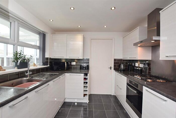 4 Bedroom Detached House For Sale In Oakway, Middleton, Manchester, M24