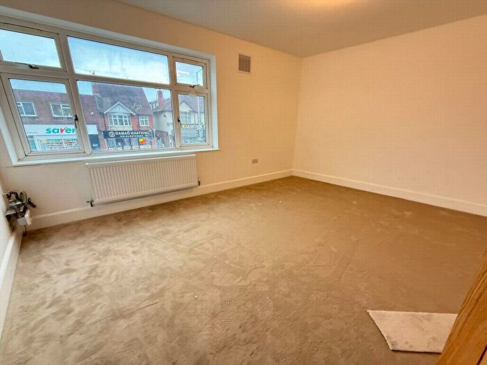 2 Bedroom Flat To Rent In Uppingham Road, Leicester, LE5