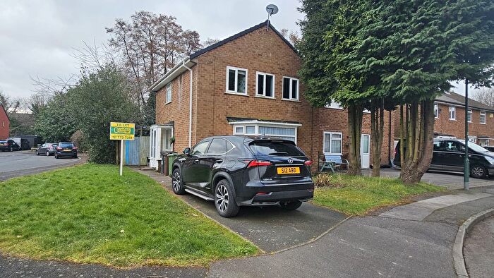 3 Bedroom Semi-Detached House To Rent In Arlescote Road, Solihull, B92