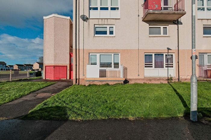 2 Bedroom Maisonette To Rent In Burnside Avenue, Bellshill, ML4