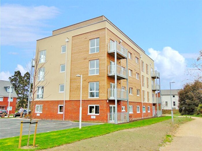 2 Bedroom Apartment To Rent In Bewick Villas, Henslow Crescent, Dartford, Kent, DA1