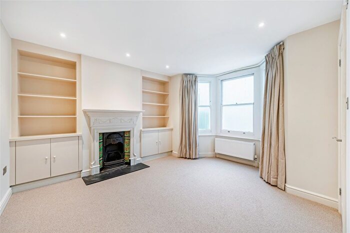 5 Bedroom Terraced House To Rent In Brackenbury Road, London, W6