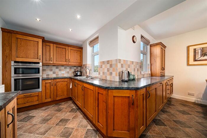 5 Bedroom Farm House For Sale In Main Road, Darley Bridge, DE4