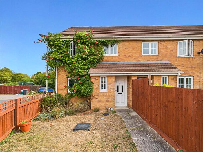 3 Bedroom End Of Terrace House For Sale In Evergreen Walk, Longlevens, Gloucester, GL2