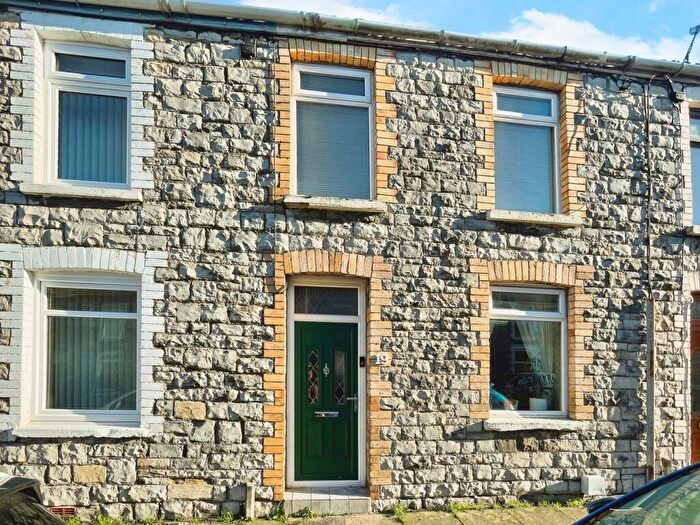 2 Bedroom Terraced House For Sale In Cheltenham Terrace, Bridgend, CF31