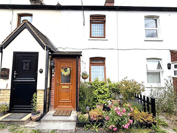 3 Bedroom Detached House For Sale In Grove Road, Upper Halling, Rochester, Kent, ME2