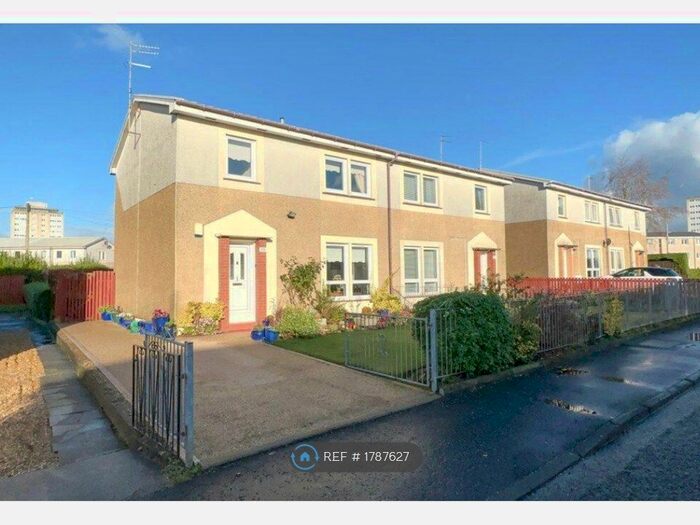 3 Bedroom Semi-Detached House To Rent In Robert Burns Avenue, Glasgow, G81