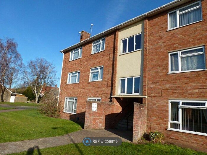 2 Bedroom Flat To Rent In Skelton Road Diss, Diss, IP22