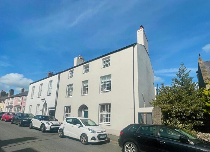 6 Bedroom End Of Terrace House For Sale In Rating Row, Beaumaris, LL58