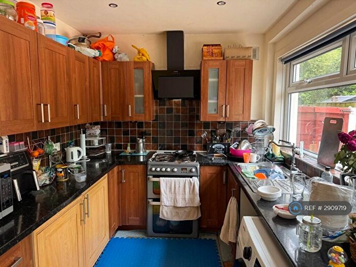 3 Bedroom Terraced House To Rent In Thurlwood Avenue, Manchester, M20