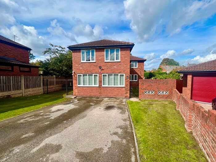 5 Bedroom Detached House For Sale In The Hollows, Auckley, Doncaster, DN9