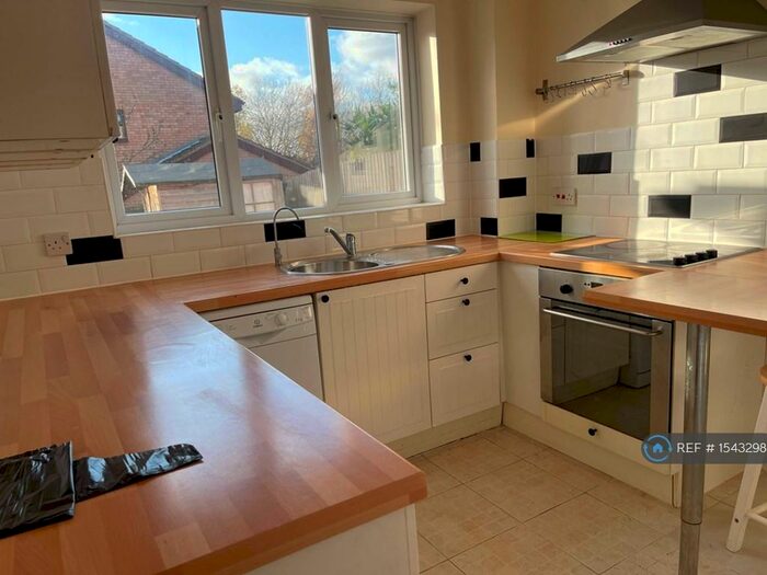 3 Bedroom Detached House To Rent In Stokenchurch Place, Bradwell Common, Milton Keynes, MK13