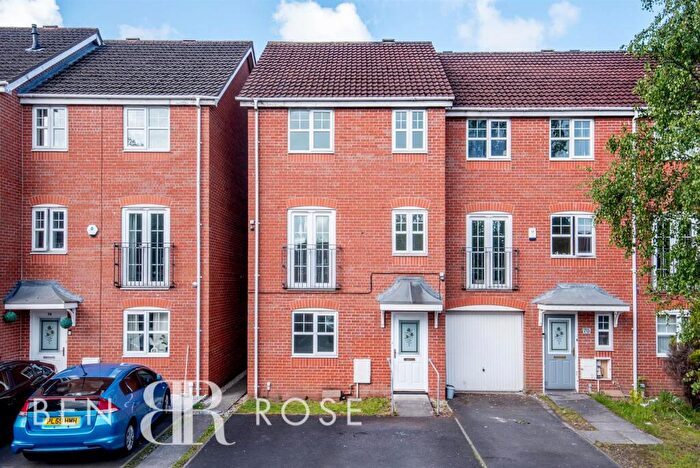 4 Bedroom End Of Terrace House To Rent In Park Close, Ribbleton, PR2