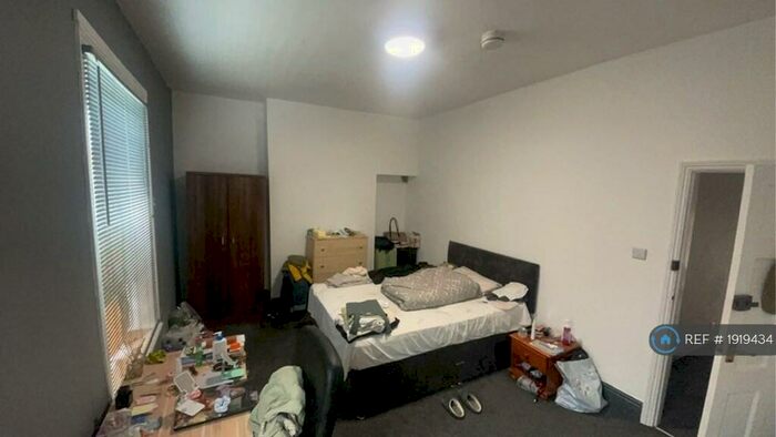 3 Bedroom Terraced House To Rent In Lambert Street, Hull, HU5