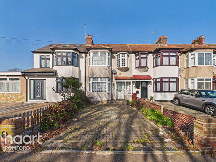 3 Bedroom Terraced House For Sale In Crow Lane, Romford, RM7