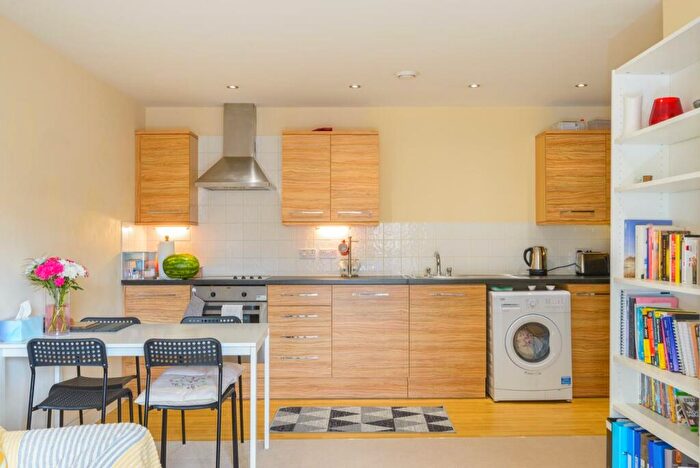 2 Bedroom Flat For Sale In Ducrow Court, St Pauls, BS2