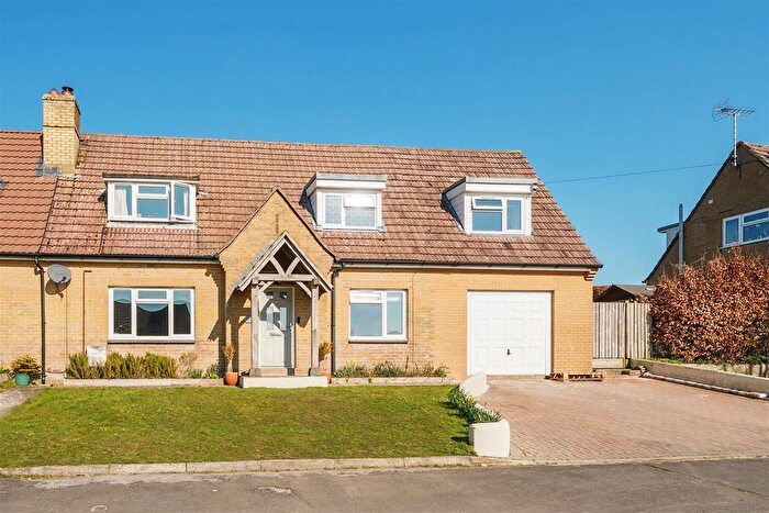 4 Bedroom Semi-Detached House For Sale In St. Martinsfield, Martinstown, Dorchester, DT2