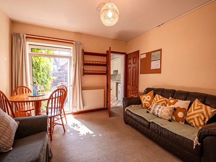 4 Bedroom Property To Rent In Guildford Road, Canterbury, Kent, CT1