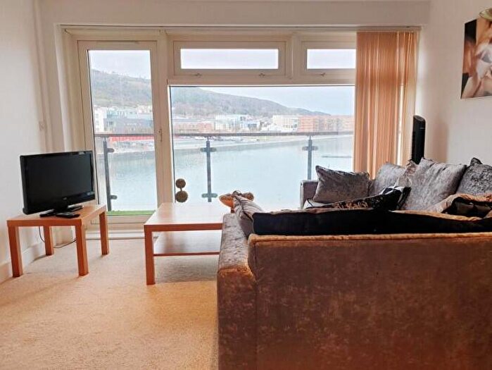 2 Bedroom Apartment To Rent In Altamar, Kings Road, Swansea, SA1