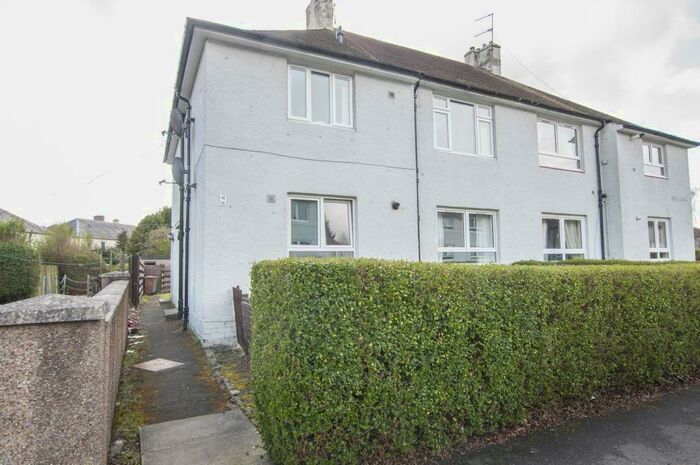 2 Bedroom Flat To Rent In Ashley Terrace, Alloa, FK10