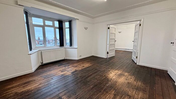 4 Bedroom Flat To Rent In Marina, Selby House, TN40