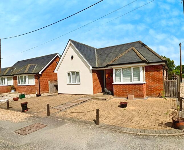 3 Bedroom Detached Bungalow For Sale In Copland Close, Broomfield, Chelmsford, CM1