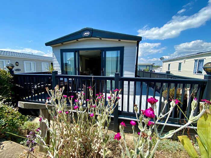 2 Bedroom Mobile Home For Sale In Suffolk Sands Caravan Park, IP11