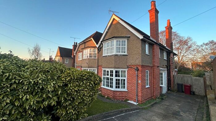 2 Bedroom Semi-Detached House To Rent In Eastern Avenue, Reading, Berkshire, RG1