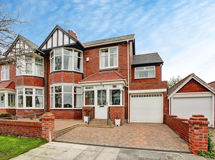 4 Bedroom Semi-Detached House For Sale In Monkseaton Drive, Whitley Bay, Tyne And Wear, NE26