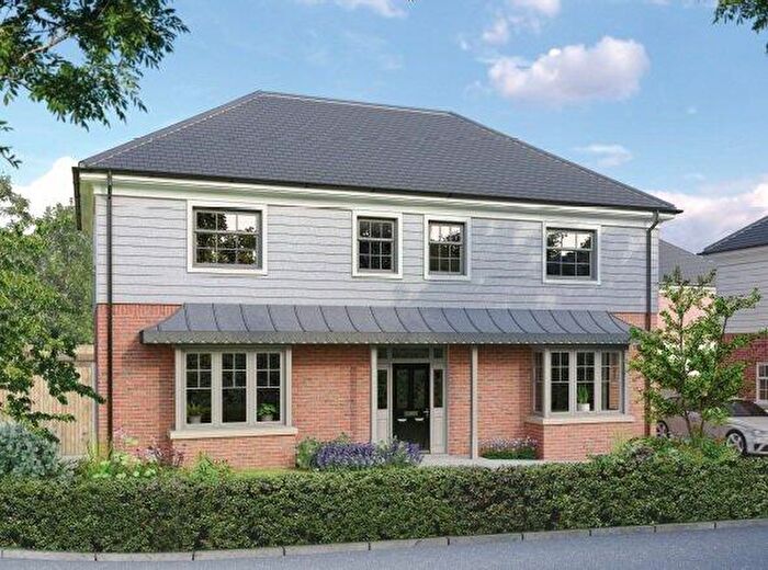 4 Bedroom Detached House For Sale In Providence Place, Anstey Lane, Alton, Hampshire, GU34