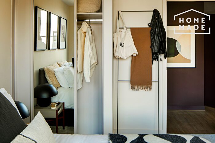 2 Bedroom Flat To Rent In The Goodsyard, B18