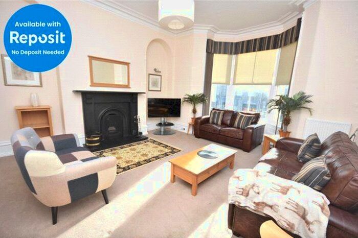 2 Bedroom Flat To Rent In Fountainhall Road, West End, Aberdeen AB15