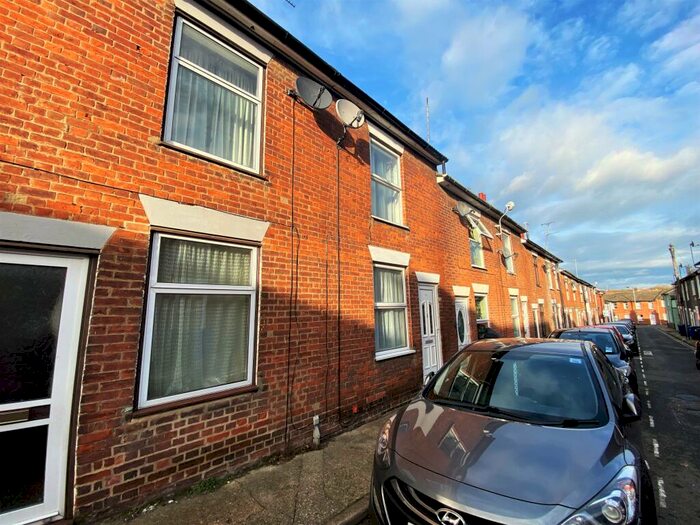 2 Bedroom Terraced House To Rent In Peckham Street, Bury St Edmunds, IP33