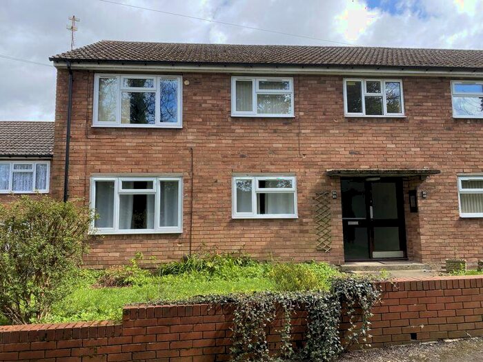 1 Bedroom Flat To Rent In Springfield Grove, Sedgley, DY3