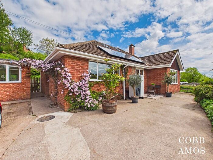 4 Bedroom Detached Bungalow For Sale In Kingsthorne, Hereford, HR2