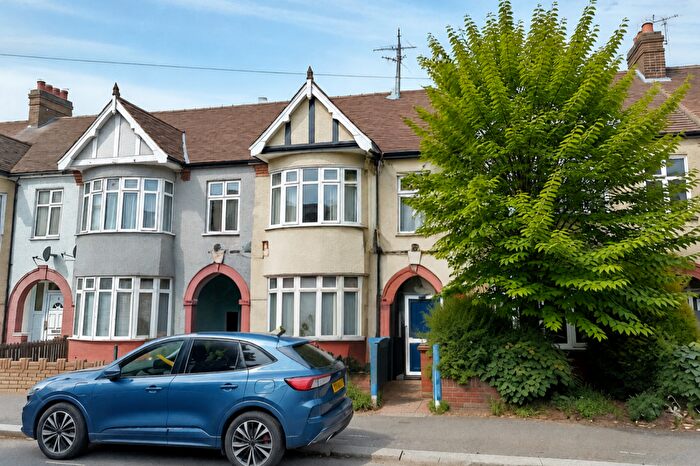 3 Bedroom Terraced House For Sale In Hale End Road, Walthamstow, London, E17
