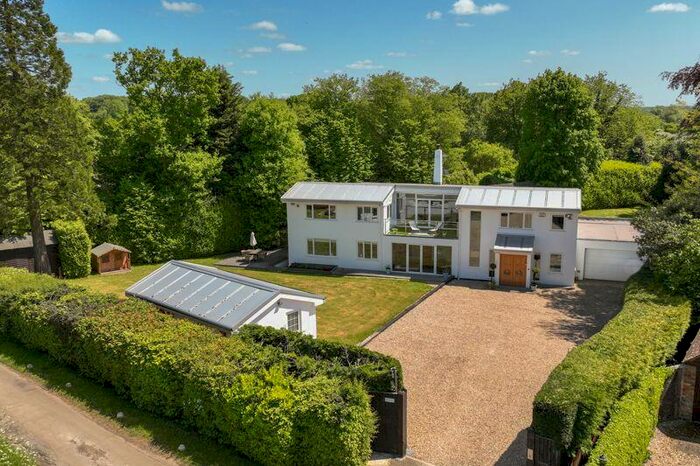 4 Bedroom Detached House For Sale In Cholesbury, HP23