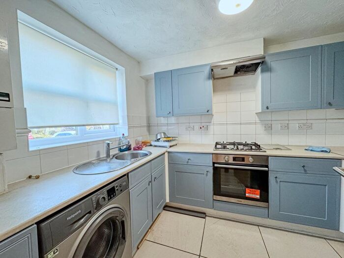 3 Bedroom Terraced House To Rent In London, SE8