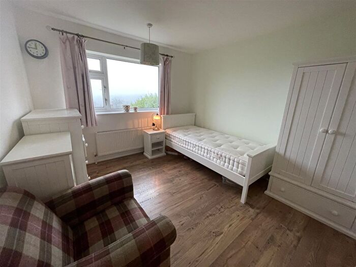 4 Bedroom Property To Rent In Derriman Glen, Ecclesall, S11