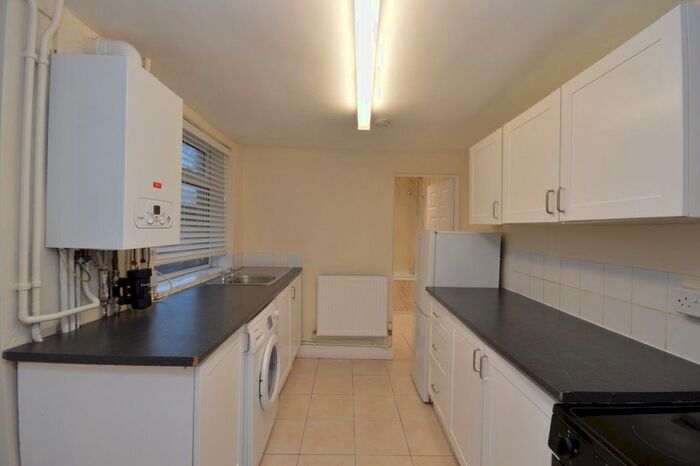 1 Bedroom Flat To Rent In Radnor Street, Swindon, SN1