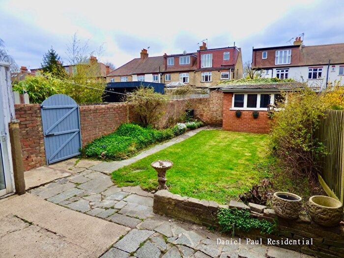 3 Bedroom End Of Terrace House For Sale In Blondin Avenue, London, W5