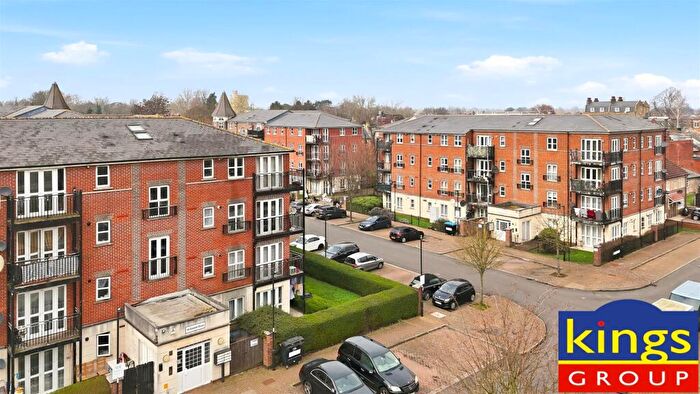 2 Bedroom Flat For Sale In Gareth Drive, Edmonton, N9